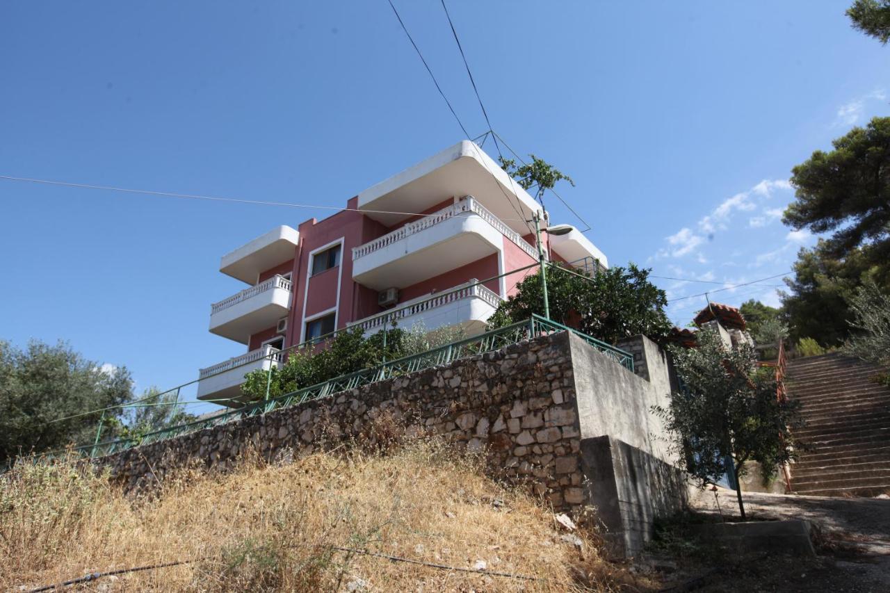 Apartmán Vila Jakupi Sarandë Exteriér fotografie